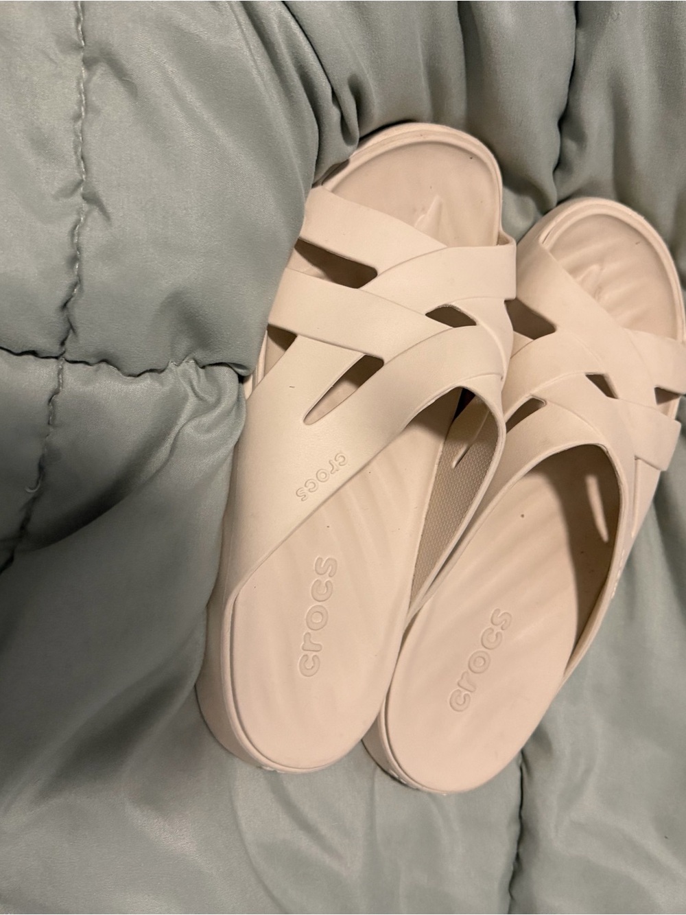 CROCS Women’s Crisscross Slide Sandals - Cream
